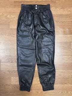 Bershka フェイクレザーパンツ ブラック Sのサムネイル