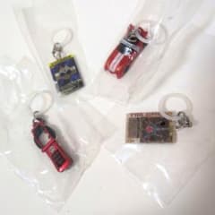 仮面ライダー めじるしアクセサリー　ブレイド　ドライブ　ディケイド　電王のサムネイル