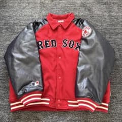 Perushu × MLB コラボ スタジャン - メルカリ