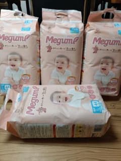 Megumi おむつ Lサイズ44枚×4袋 - メルカリ