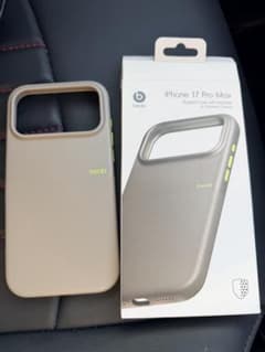 iPhone 17 Pro Max用beat ケース ベージュのサムネイル