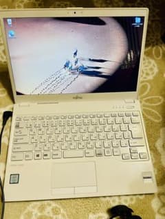 美品 UH90/D3 第8世代 i5 512G SSD Win11 タッチパネル UH90/B3 第8世代i5 512GB SSD Win11 タッチパネル - メルカリ