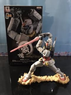 ガンダム フィギュア 豪魂 RX-78-2 ガンダム大地に立つのサムネイル