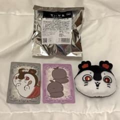 え*読様 映画ちいかわ 販促お顔バッジ セイレーン 赤目 カード2枚のサムネイル