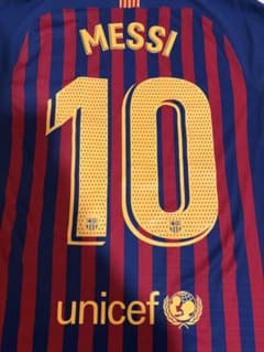 バルセロナ メッシ 18-19 オーセンティック ユニフォームのサムネイル