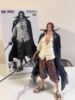 ワンピース バンプレくじ プレミアム シャンクス C賞 メタリックカラー