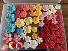 つまみ細工パーツのサムネイル