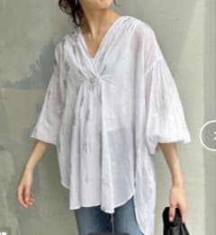 ne Quittez pas 美品ヌキテパシルバー箔プリントコットンボイル - メルカリ