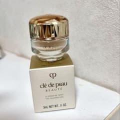 cpb クレ・ド・ポー ボーテ ル・フォンドゥタン n3ml 新品オークル00