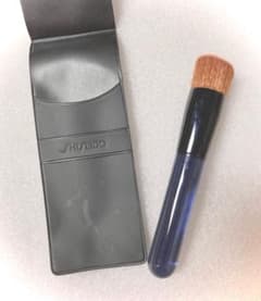SHISEIDO ファンデーションブラシ 専用ケース付きのサムネイル