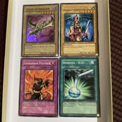 遊戯王OCGデュエルモンスターズ　英語版　4枚セット！のサムネイル