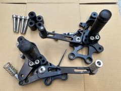 最終値下げ　ドゥカティハイパーモタード用ドゥカバイク製バックステップのサムネイル