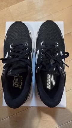 Brooks Ghost ブラック スニーカーのサムネイル