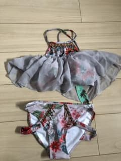 ②Sサイズ  水着  ビキニ  花柄  グレーベージュ系のサムネイル