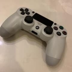 PlayStation 4 コントローラーのサムネイル