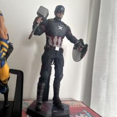 お*う様 MARVELフィギュアのサムネイル