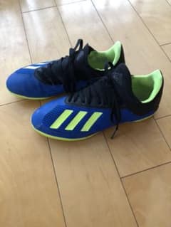 アディダス サッカートレーニングシューズ 22cmのサムネイル