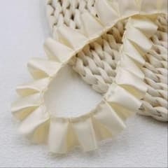 サテンフリルリボン 2.5cm幅 5m オフホワイトのサムネイル