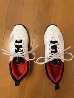m*i様 YONEX テニスシューズ 106 ホワイト レッドのサムネイル