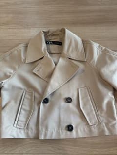 ZARA ベージュ ダブルブレスト トレンチコートのサムネイル