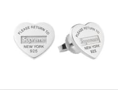 即日配送　Tiffany&Co×supreme ピアスのサムネイル