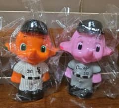 【非売品】未開封　シカゴ・ホワイトソックス サトちゃんサトコちゃん　貯金箱