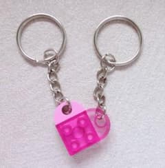 【ピンク×クリアピンク】レゴ風ブロックハートキーホルダー♡イニシャル無verのサムネイル