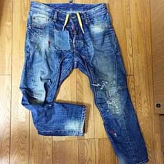 定価8万  DSQUARED2 デニムのサムネイル