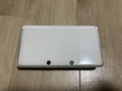 ホワイトのNintendo 3DS本体のサムネイル