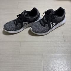 Reebok シューズ グレーのサムネイル