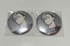 Xlamv レオン 缶バッジ 2点セット - メルカリ