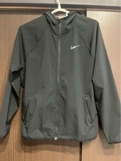Nike Dri-FIT ブラックウィンドブレーカー XLのサムネイル