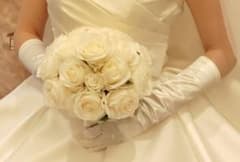 ウェディンググローブ　TAKAMI BRIDAL ロングのサムネイル