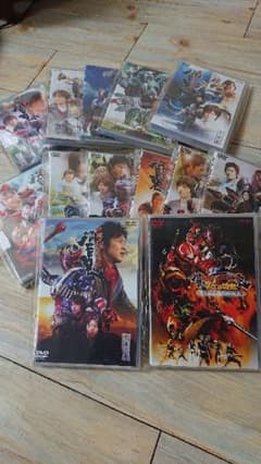 Kuni隊長専用  仮面ライダー響鬼DVD全12 ➕ 劇場版7人の戦鬼のサムネイル