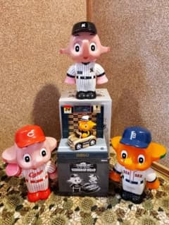 【色褪せベタつき無】サトちゃん野球30cm3種（ロッテ箱付）＆時計4点まとめてのサムネイル
