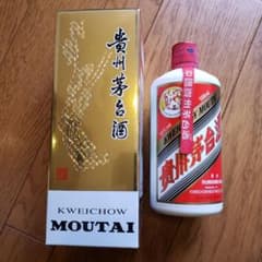 中国酒貴州茅台酒マオタイ2017新品未開封希少 外箱美品　ゴルフリキュールおまけのサムネイル