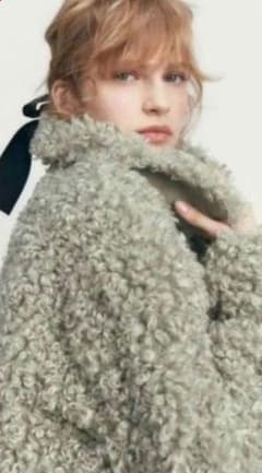 ZARA ブークレーコートのサムネイル