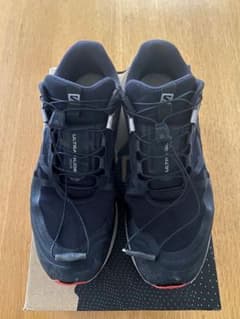 Salomon Ultra Glide ワイド　28cmのサムネイル