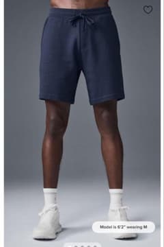 alo yoga チルパンツnavy サイズＭ alo yoga チルパンnavy サイズM - メルカリ