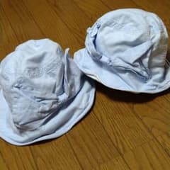 べべ姉妹お揃い帽子のサムネイル