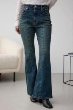 AZUL BY MOUSSY DENIM オーバーダイ切替フレアデニムのサムネイル