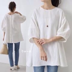 美品⭐️27500円⭐️ビアズリー パールボタンリネン前後ブラウス 3way