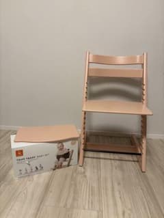 ストッケ トリップトラップ セレーヌピンク 極美品 &ベビーセット 新品のサムネイル