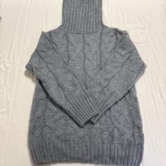 タートルネック ケーブルニット グレー 長袖のサムネイル