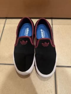 adidas スニーカー/スリッポン　シュムーフォイル 27cmのサムネイル