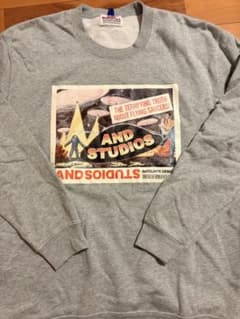 andstudios グレー スウェットのサムネイル