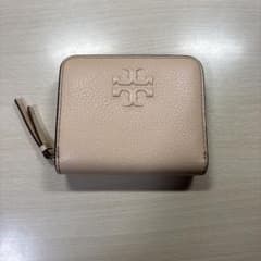 TORY BURCH 二つ折り財布 - メルカリ