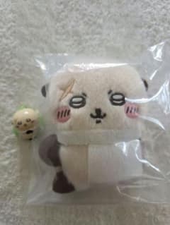 ちいかわ ラッコ ぬいぐるみクリップ&バスボムマスコットのサムネイル