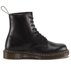 【定番】Dr.martens uk8ホール (ブラック)のサムネイル