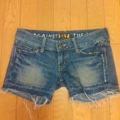 スライのショートパンツのサムネイル